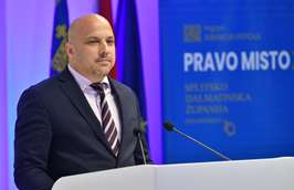 Slika novosti