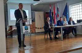 Slika novosti